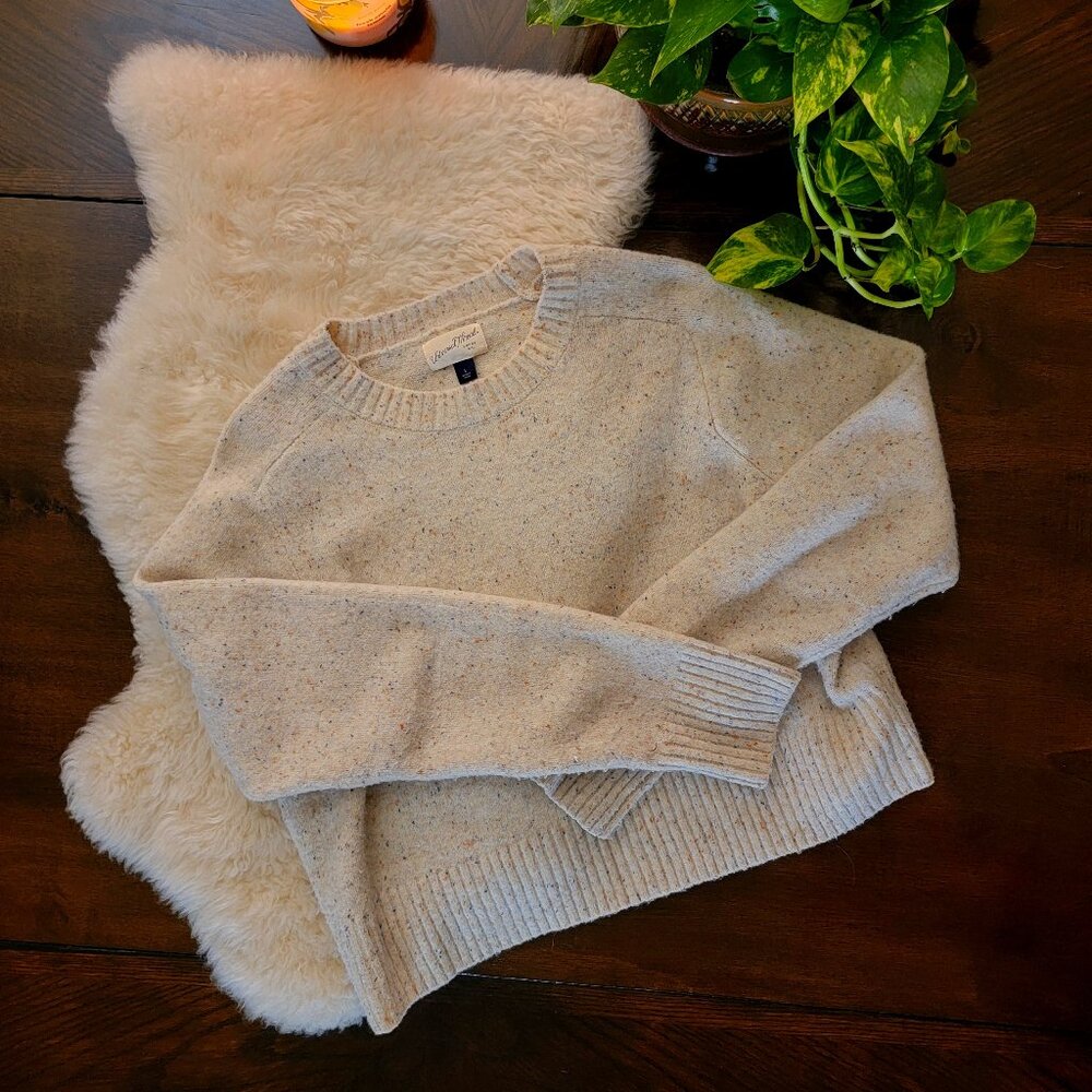 Boxy Fit Cream Sweater Size L